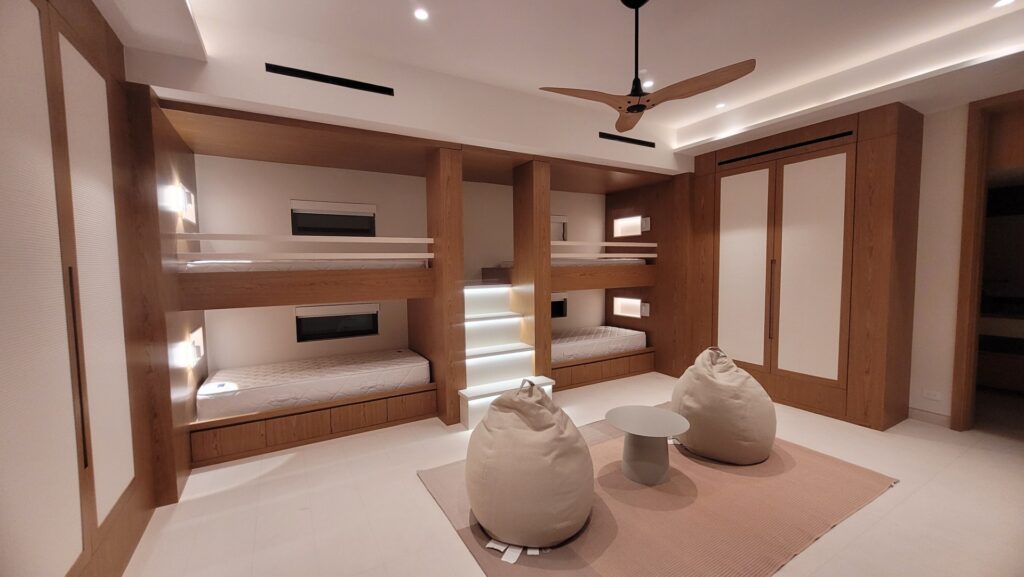 thumbnail_1000004244